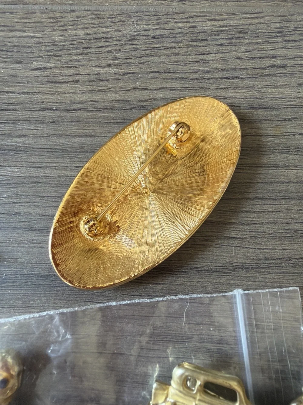 N/A pins